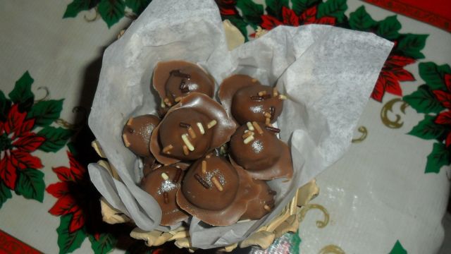CANASTA TRUFAS CON CHOCOLATE DE LECHE